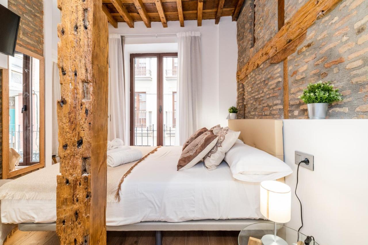 Wekey Homes Granada, Mesones Central Suites Екстер'єр фото