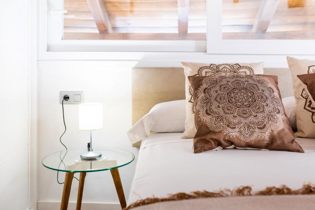 Wekey Homes Granada, Mesones Central Suites Екстер'єр фото