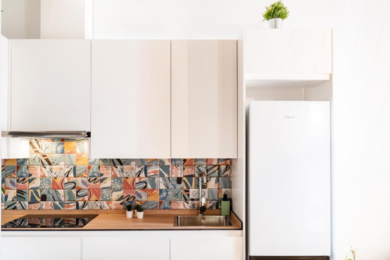 Wekey Homes Granada, Mesones Central Suites Екстер'єр фото