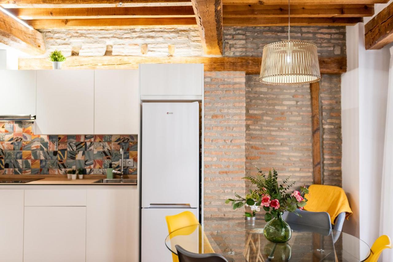 Wekey Homes Granada, Mesones Central Suites Екстер'єр фото