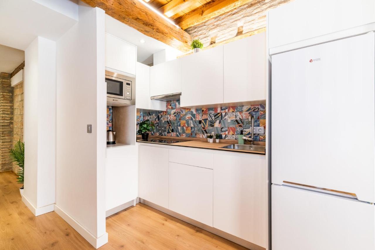 Wekey Homes Granada, Mesones Central Suites Екстер'єр фото