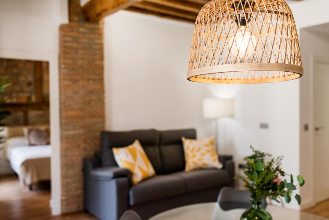 Wekey Homes Granada, Mesones Central Suites Екстер'єр фото