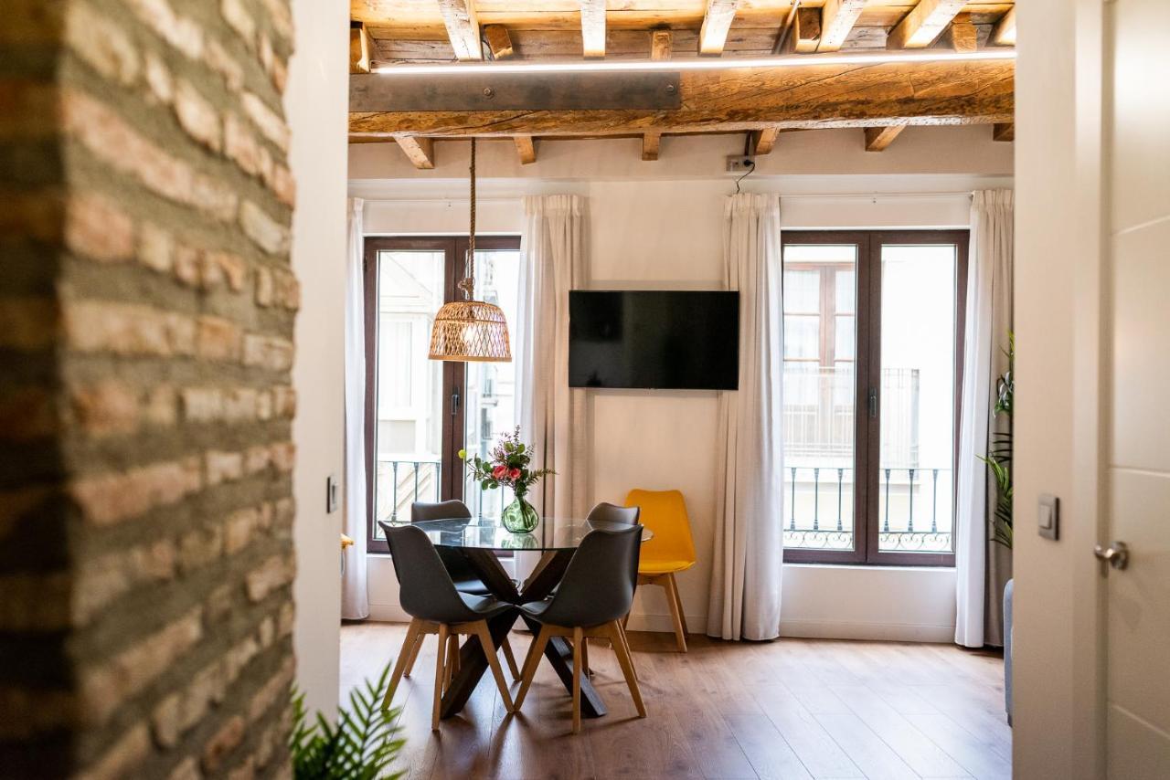 Wekey Homes Granada, Mesones Central Suites Екстер'єр фото