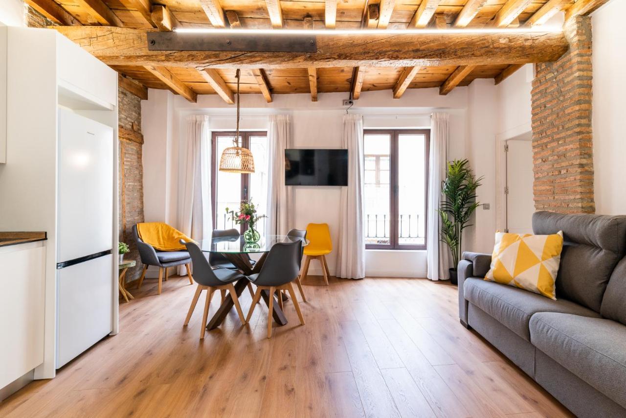 Wekey Homes Granada, Mesones Central Suites Екстер'єр фото